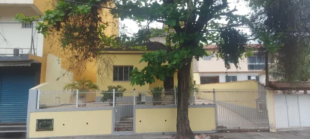 Casa a Venda centro de Itaboraí com Piscina