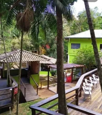 LINDÍSSIMA POUSADA EM PEDRA AZUL, 32.000M² E UMA LINDA CACHOEIRA.