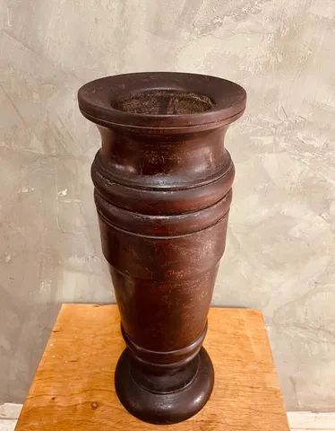 Pilão antigo em madeira de lei