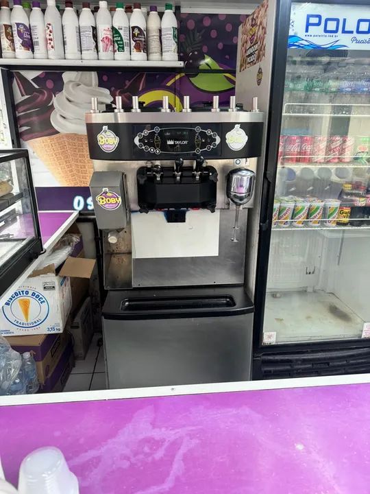 Máquina de sorvete expresso 712 teylor semi nova  - Foto 4