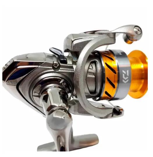 Molinete Daiwa Revros - 7 + 1 Rolamentos - Foto 3