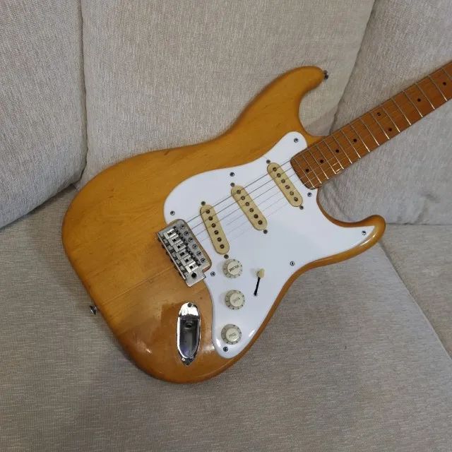 Guitarra Giannini Stratosonic AE08 Raridade (Musicalvo) - Foto 2