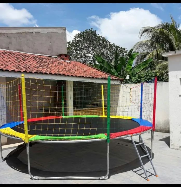 Aluguel de brinquedos/ Pula Pula/ Cama elástica/ Piscina de bolinha - Foto 3