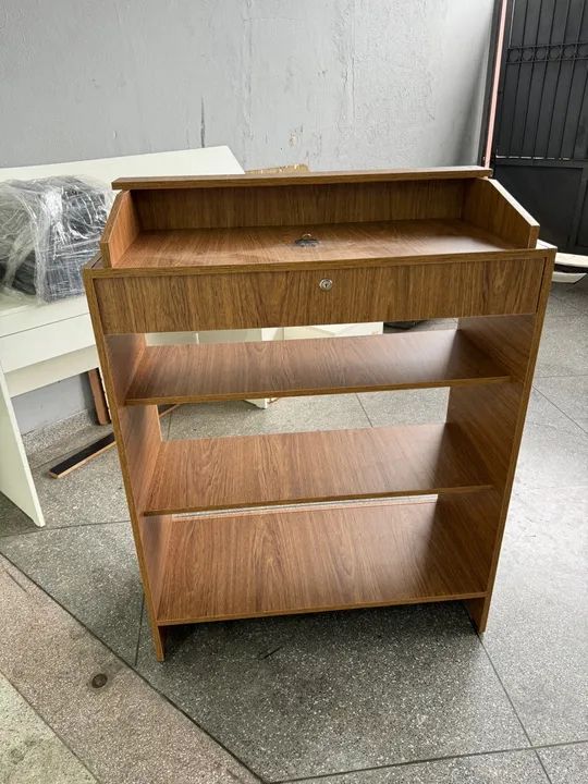 Balcão caixa Vitrine Amadeirado MDF - Direto da Fábrica  - Foto 2