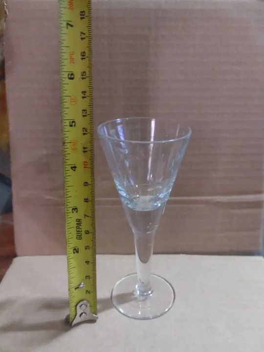 10 antigas taças de licor de cristal fino lapidadas - Foto 4