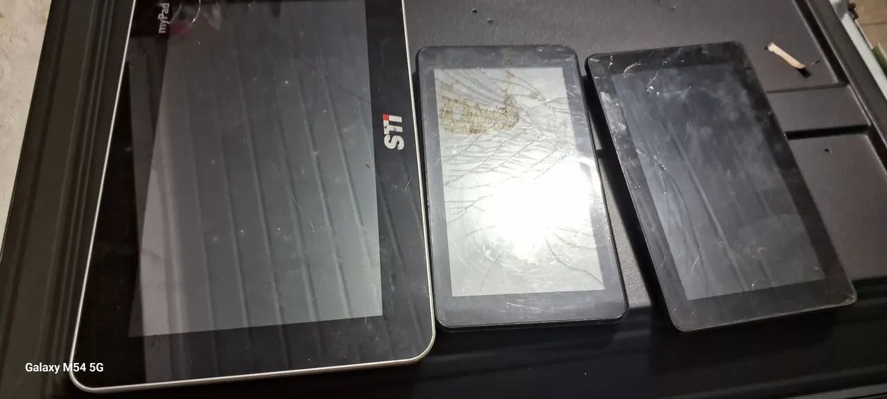 3 Tablet STI myPad com Tela Quebrada - Foto 4
