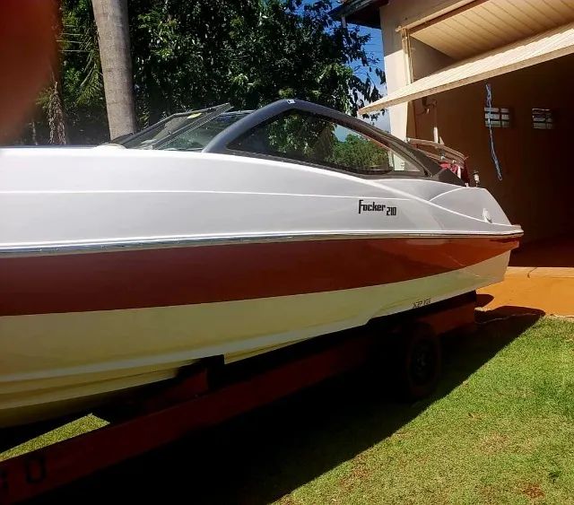 Lancha Focker 210 2015 - 23 Horas de Uso - Usada Somente em Água Doce! - Foto 3