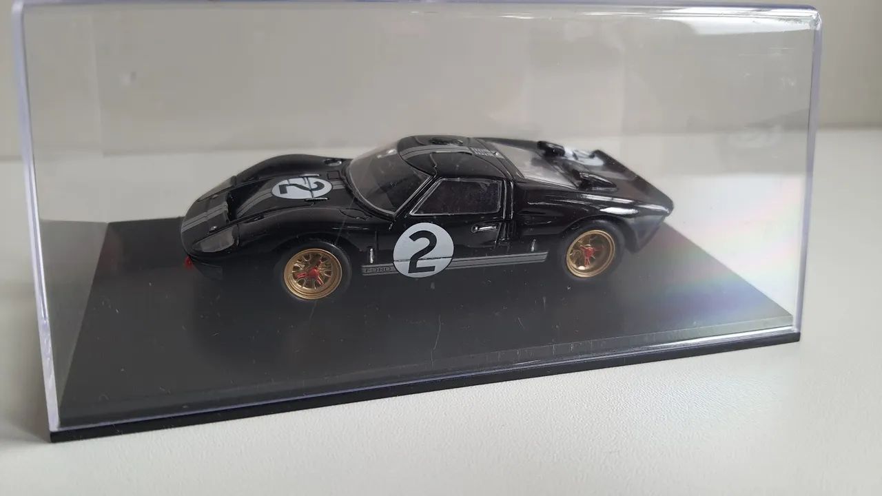 Miniatura 1:43 Ford GT40 