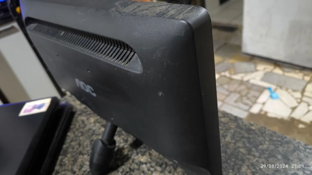 Monitor 19 polegadas com defeito  - Foto 2