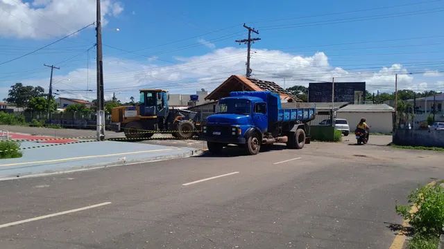 Retirada de entulho,corte e poda de árvores, frete e outros... - Foto 2