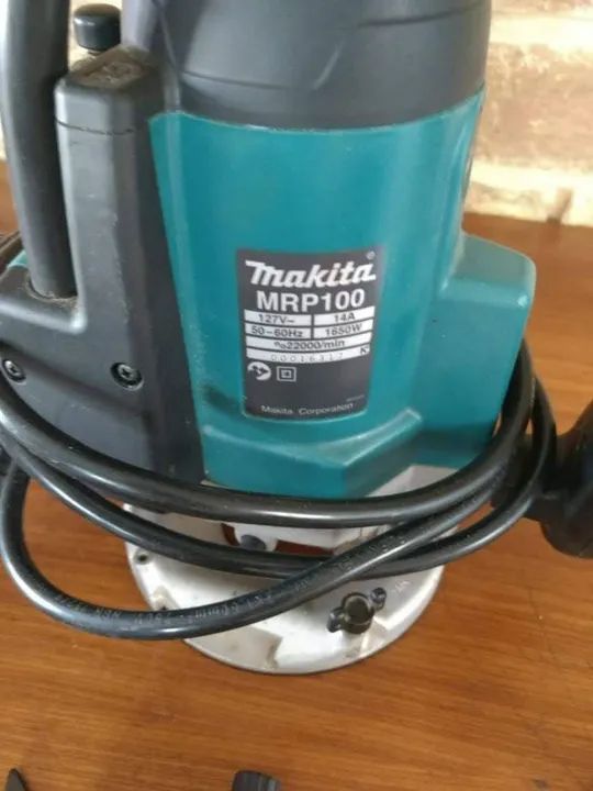 Tupia de coluna Makita 