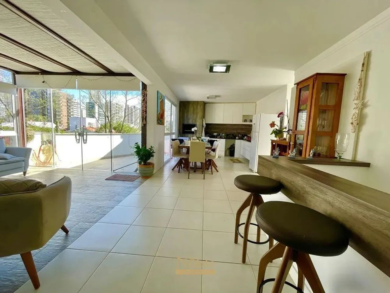 Sobrado para venda com 217 metros quadrados com 3 quartos em Praia Grande - Torres - RS - Foto 3
