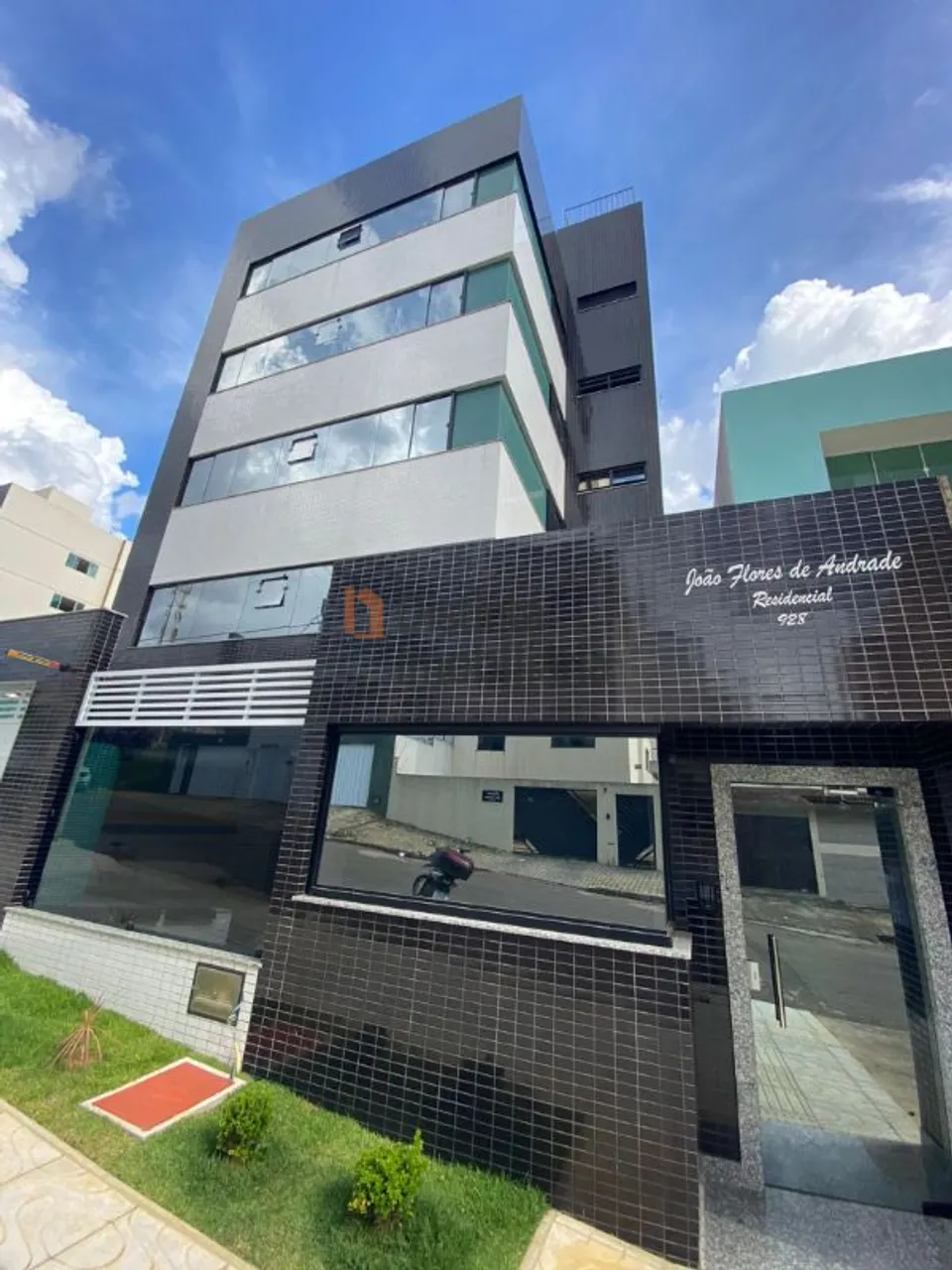 Apartamento à venda, Candeias Vitória da Conquista BA