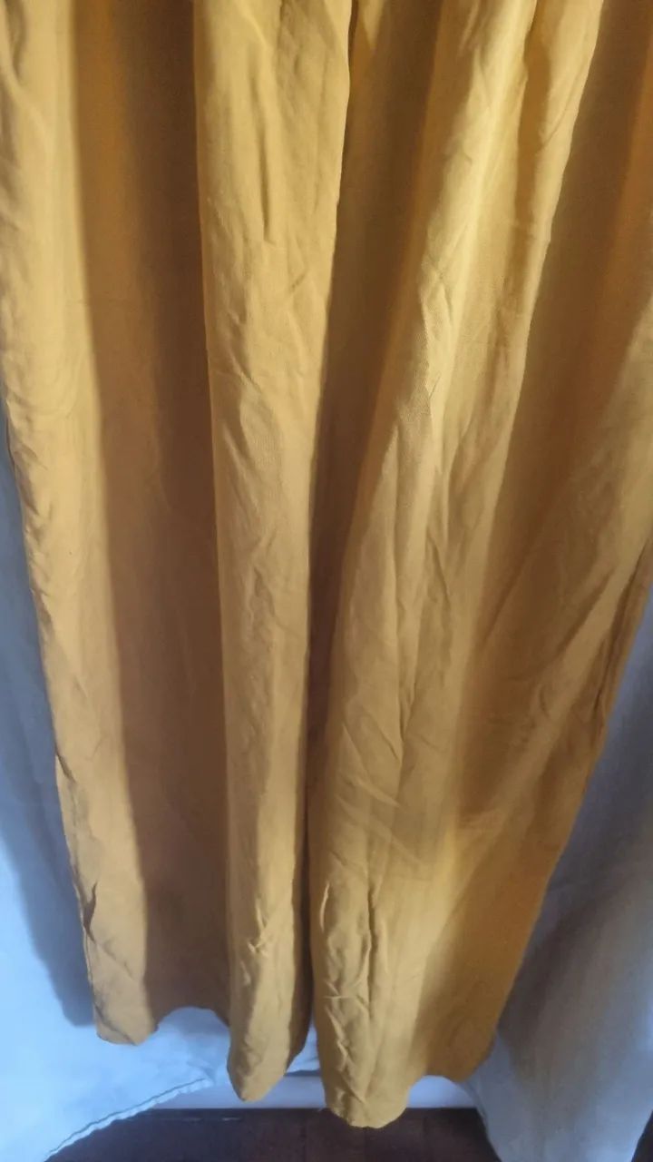 Macacão longo amarelo com babados - Foto 2