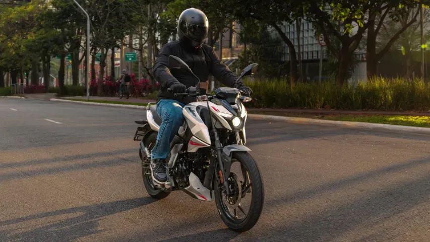 PULSAR N150 - Foto 3