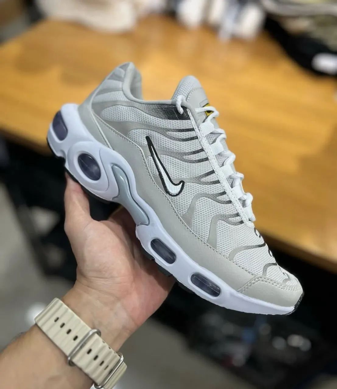 Nike Tn Air Max - Preto e Branco - Foto 5