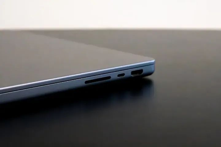 Macbook Pro M1 Pro 16GB 1TB Muito novo - Notebooks - Tarumã