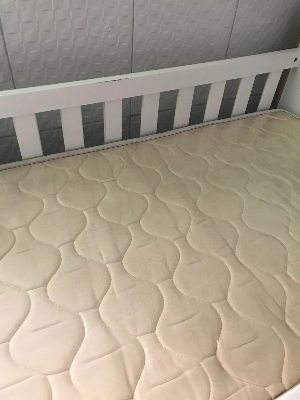 Berço americano que vira cama (colchão incluso) - Foto 6