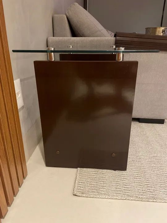 Mesa de centro em vidro e madeira - Foto 3