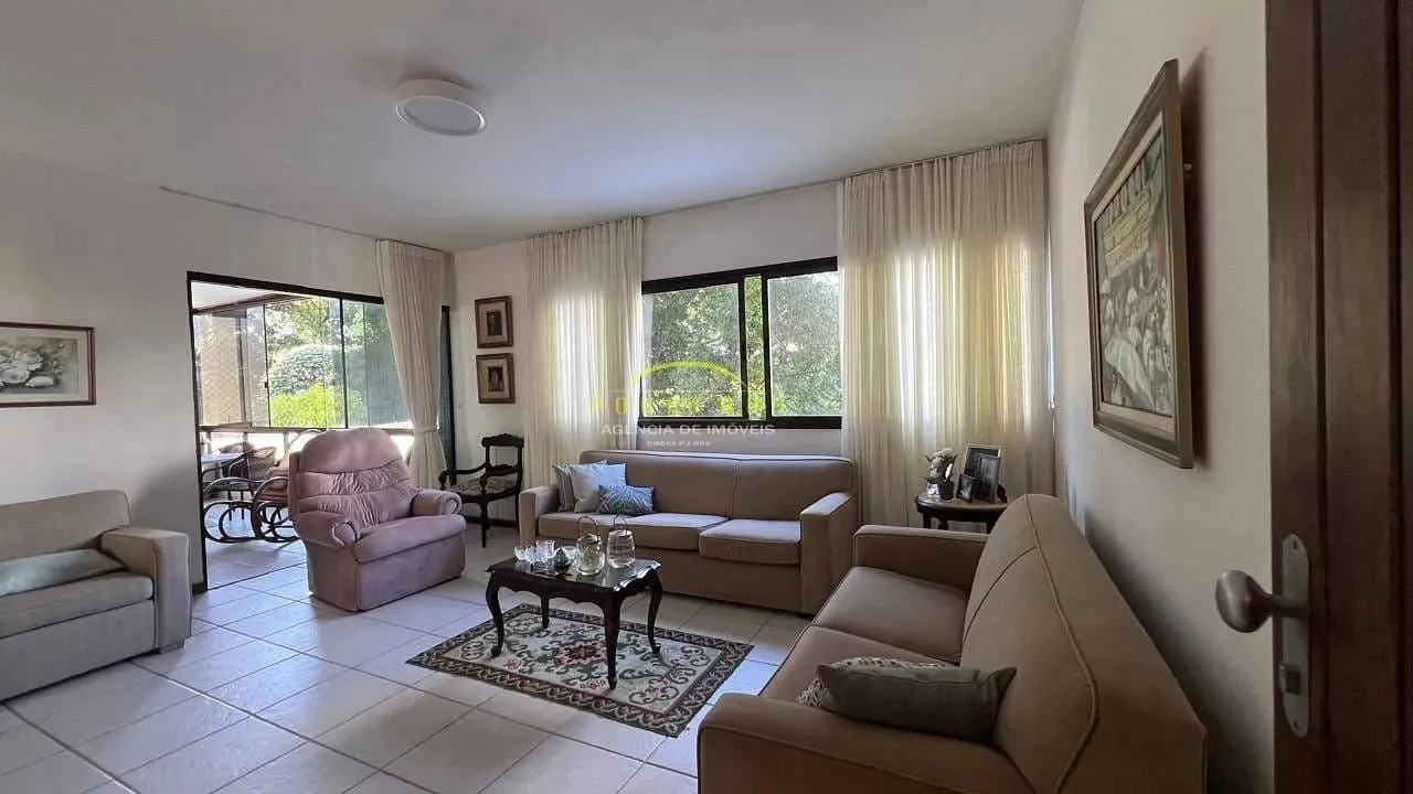 Amplo e aconchegante apartamento no Acupe de Brotas, cercado de muito verde - Salvador, BA