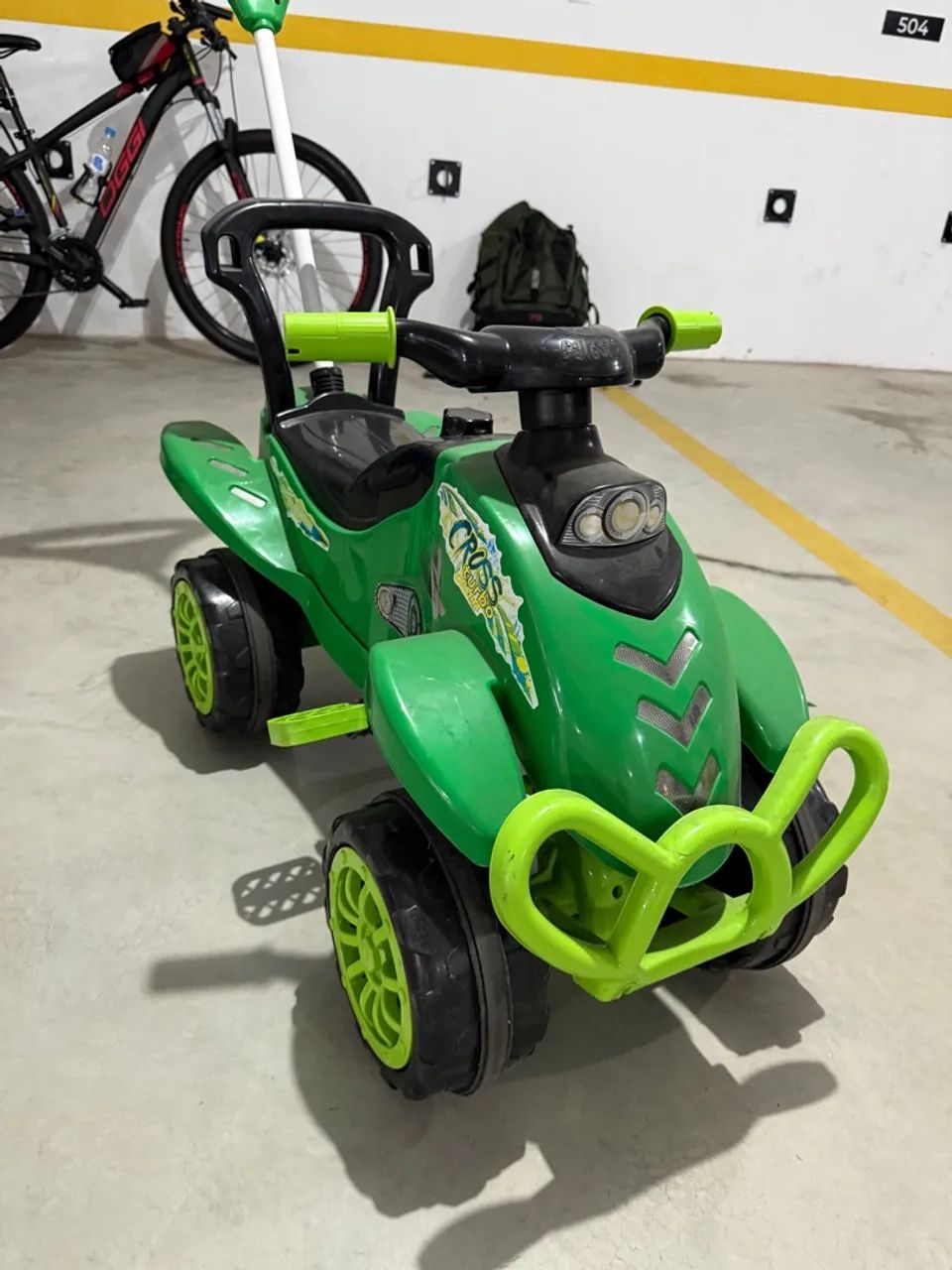 Motoca / Carro de brinquedo  - Foto 3