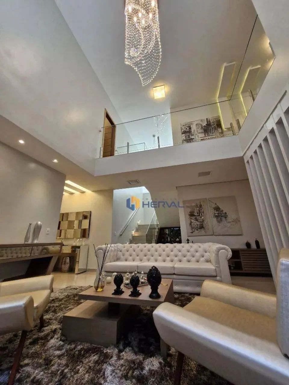 Sobrado com 5 quartos à venda, 441 m² por R$ 2.800.000 - Jardim Monte Rei - Maringá/PR