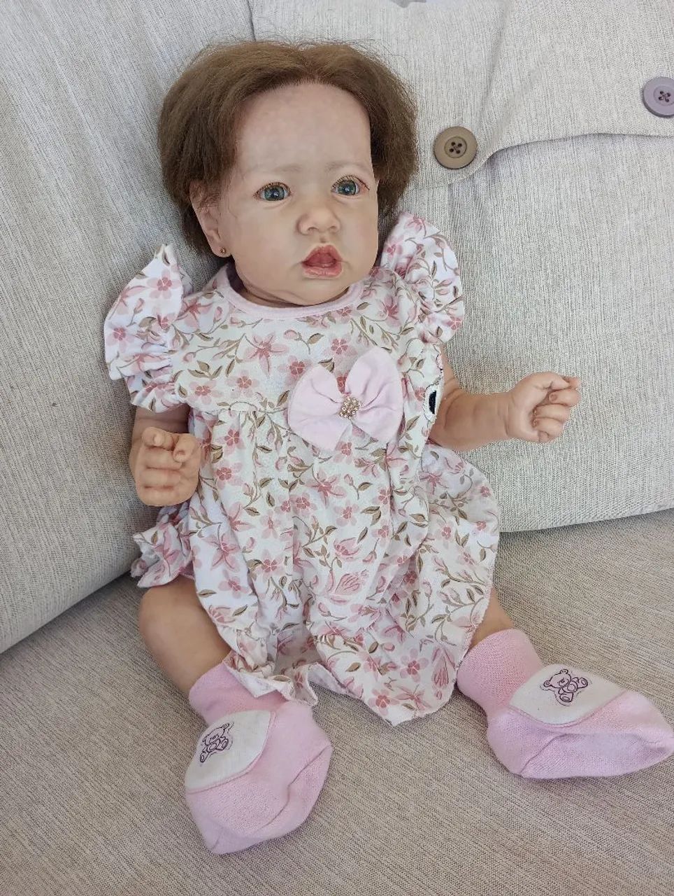 Linda Boneca Reborn com Roupinha Floral