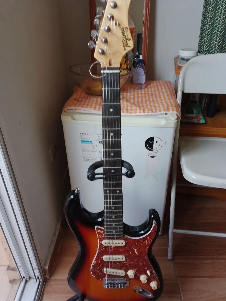 Guitarra TagimaT635