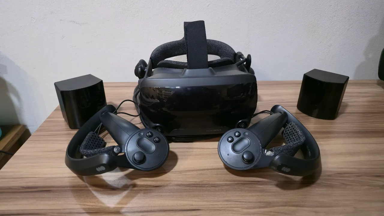 Ultimate Vive Tracker 3x - Periféricos e Acessórios de Computador