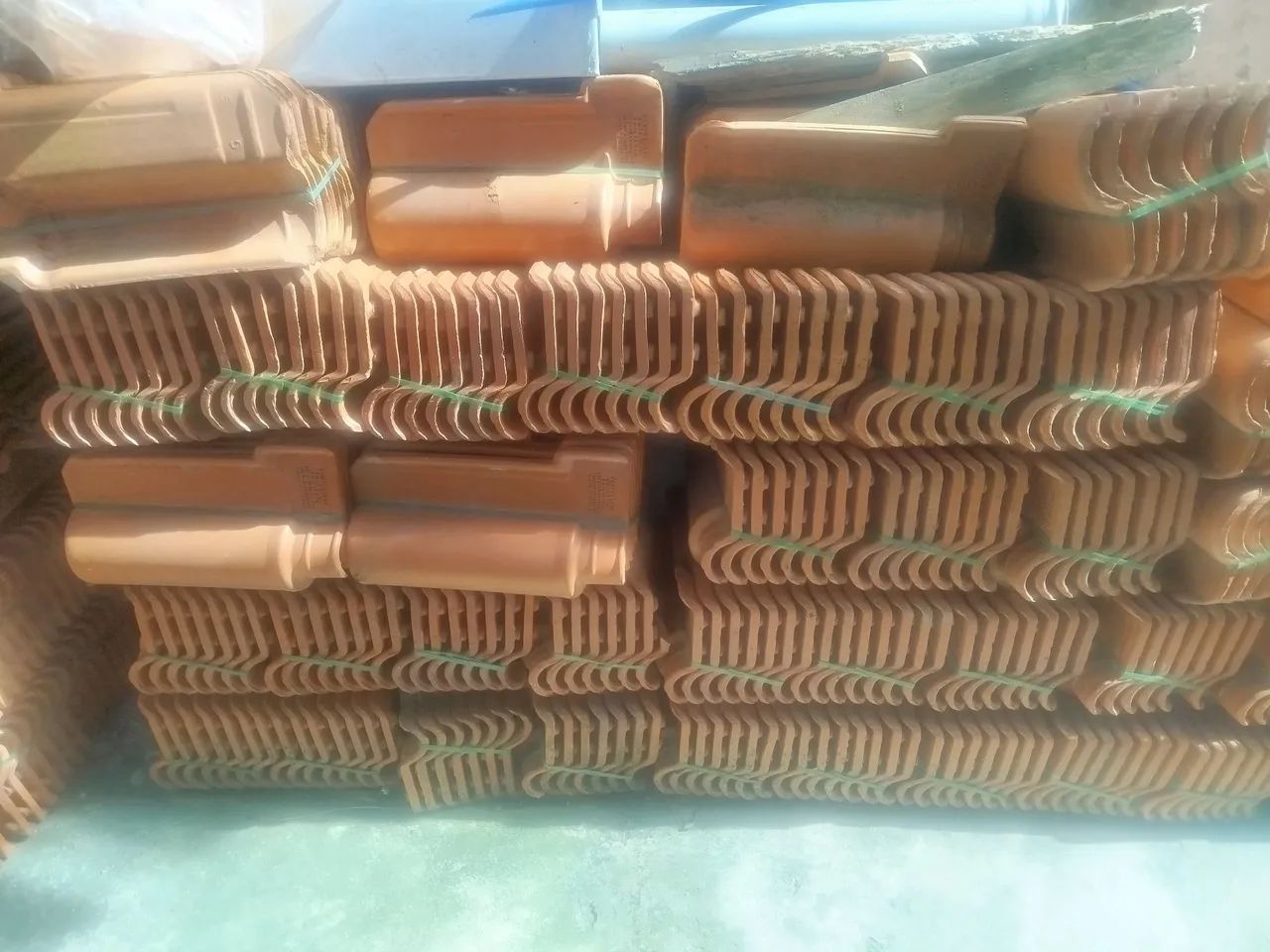 Telha portuguesa  - Foto 2