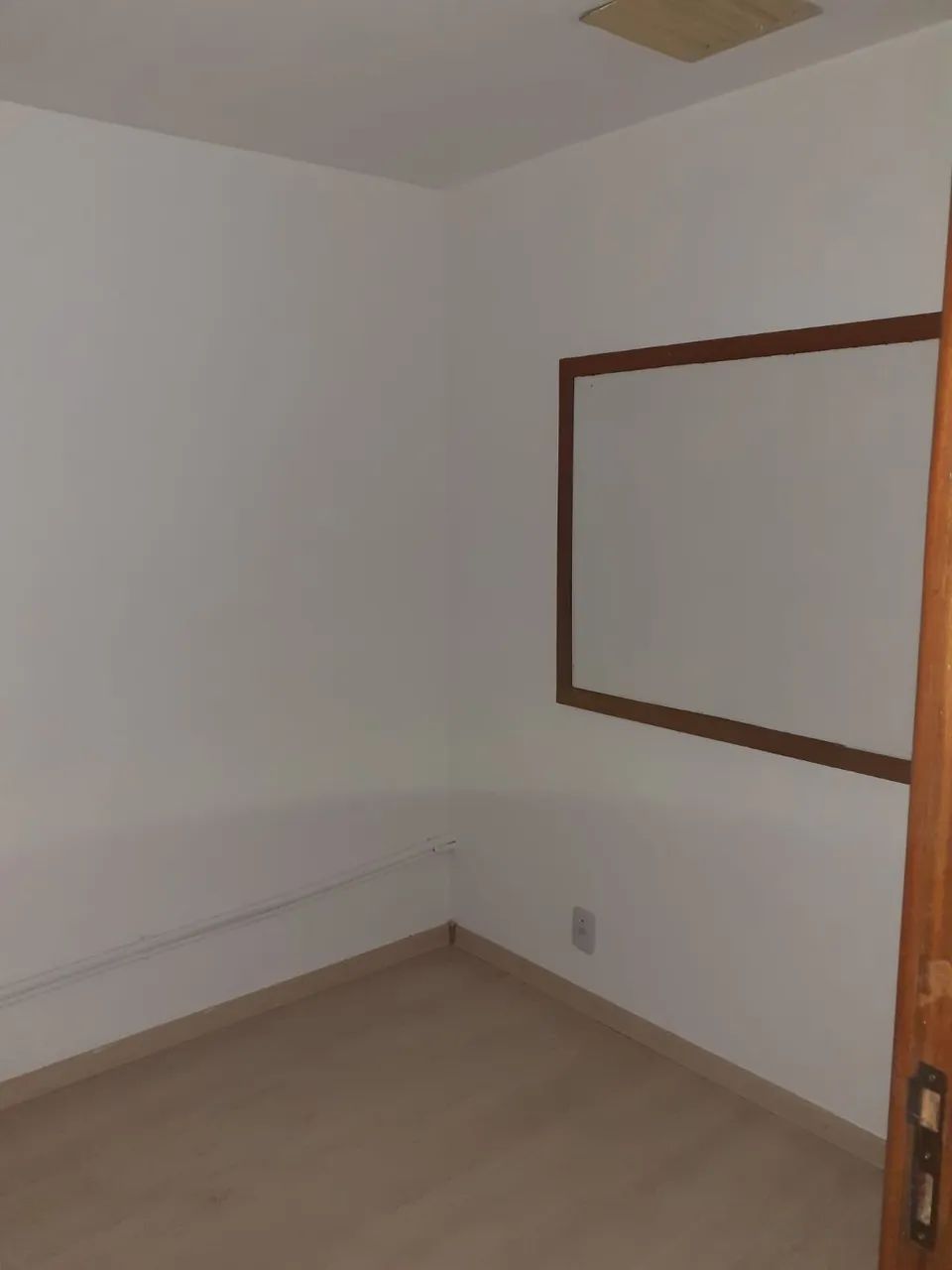 Sala Comercial e 1 banheiro para Alugar, 32 m² por R$ 490/Mês - Foto 5