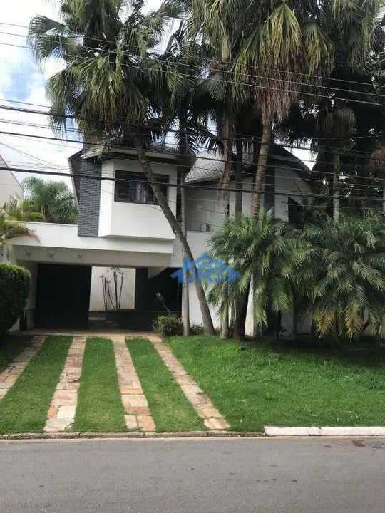 Casa com 4 Quartos - Alphaville - Barueri/SP