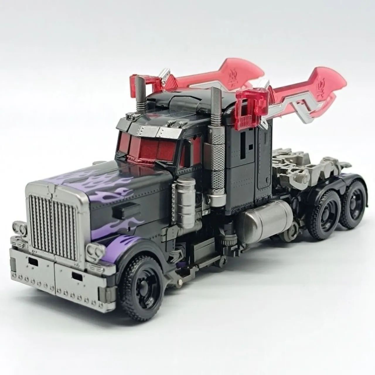 Transformers Optimus Prime nêmesis 18 cm - Foto 2