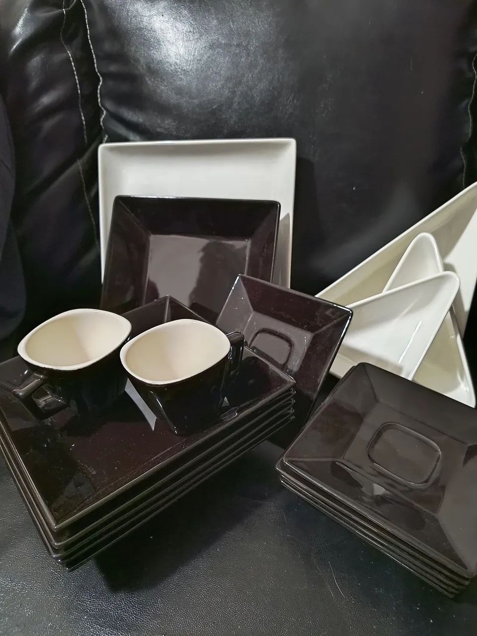 Jogo de jantar branco e preto OXFORD TODAY