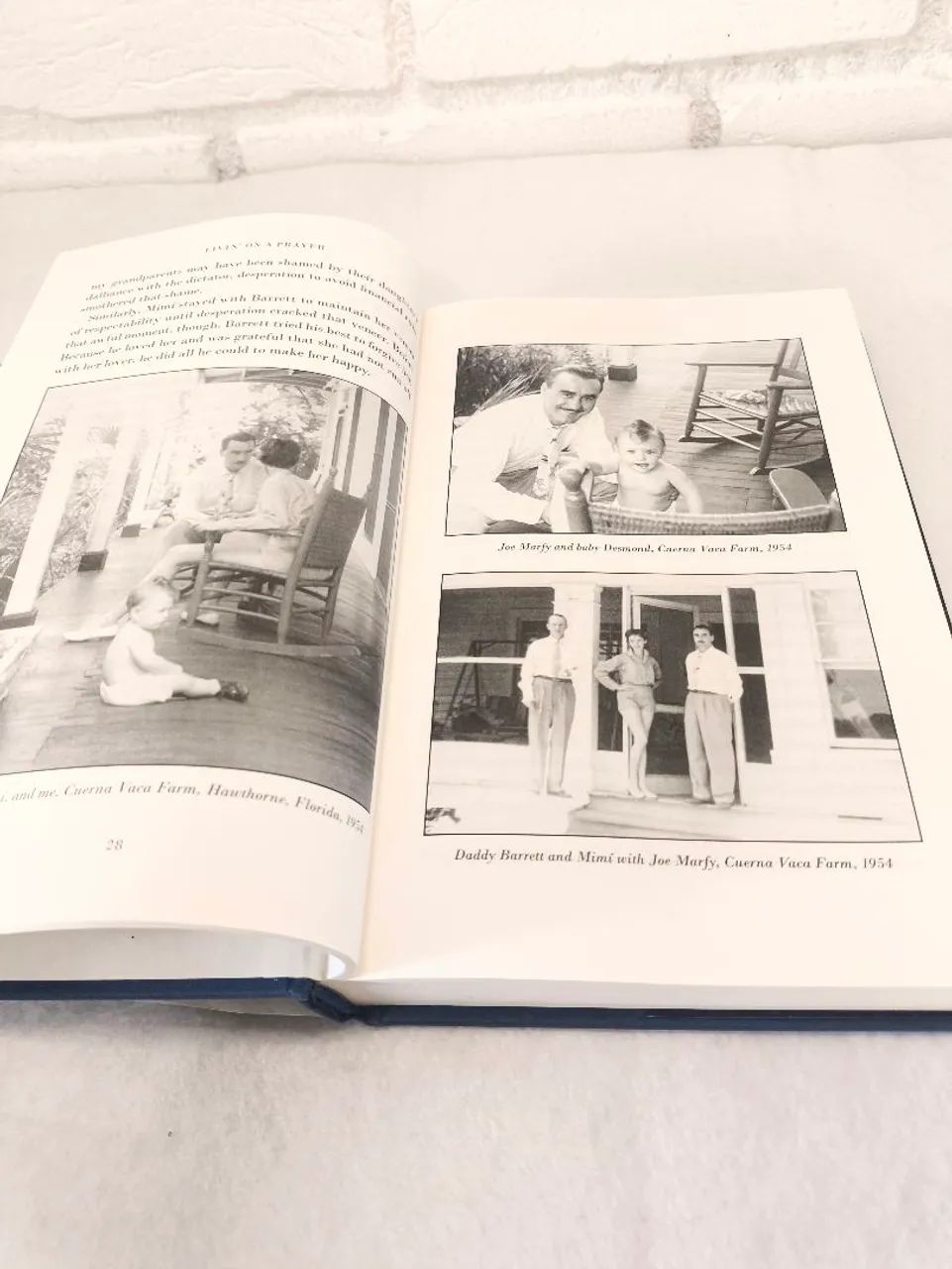 Livro em Inglês - Desmond Child Livin on a Prayer <br>Livin' on a Prayer: Big Songs Big Life - Foto 4