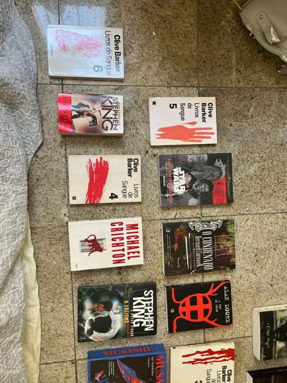 Livros - Stephen King, Clive Barker, Musashi e outros  40 cada - Foto 5