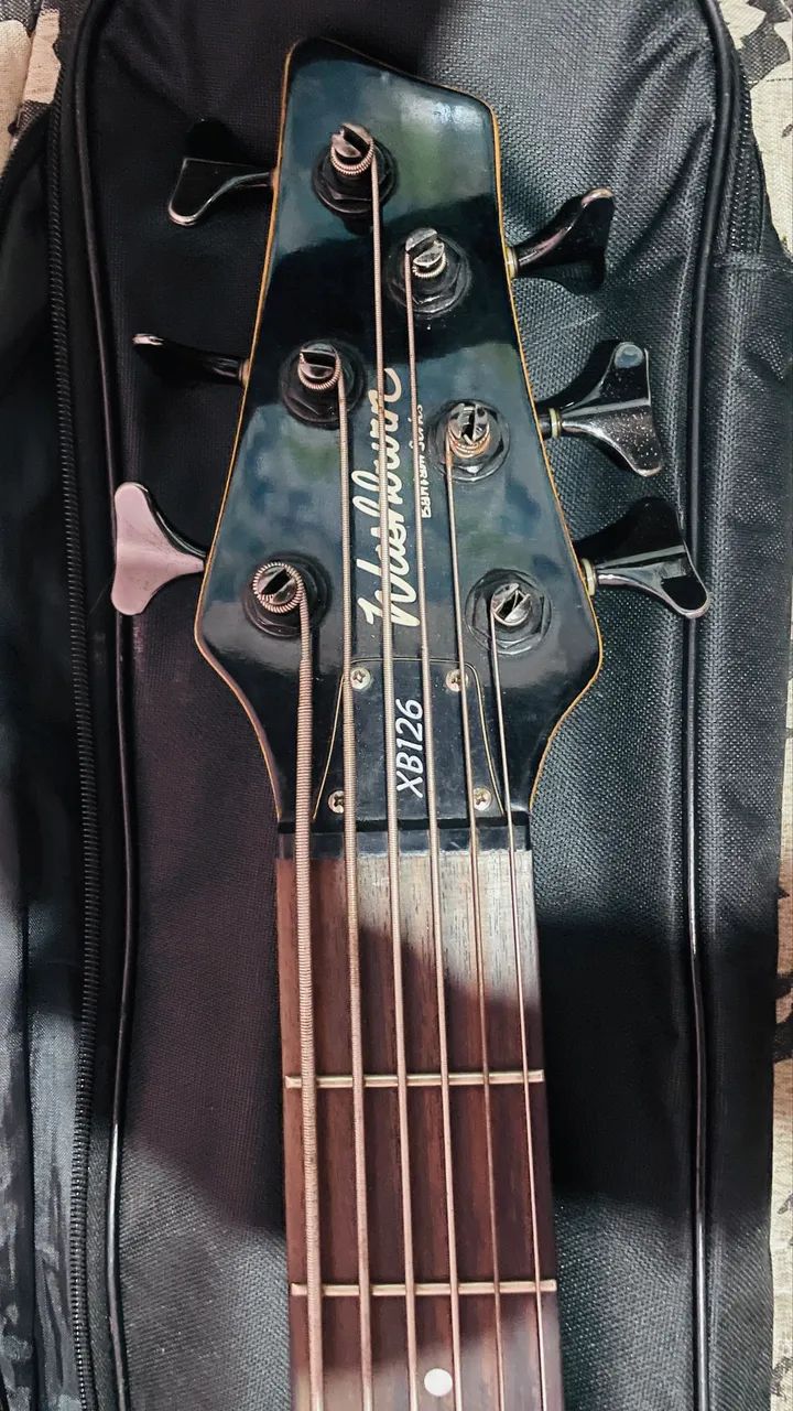 Contrabaixo Washburn 6 C e Seven 5 c music man - Instrumentos