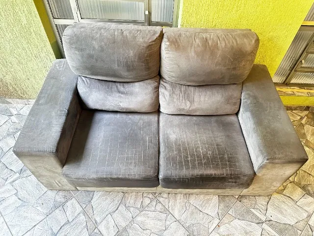 Sofá 2 Lugares Retrátil e Reclinável Suede Cinza Grafite - Usado