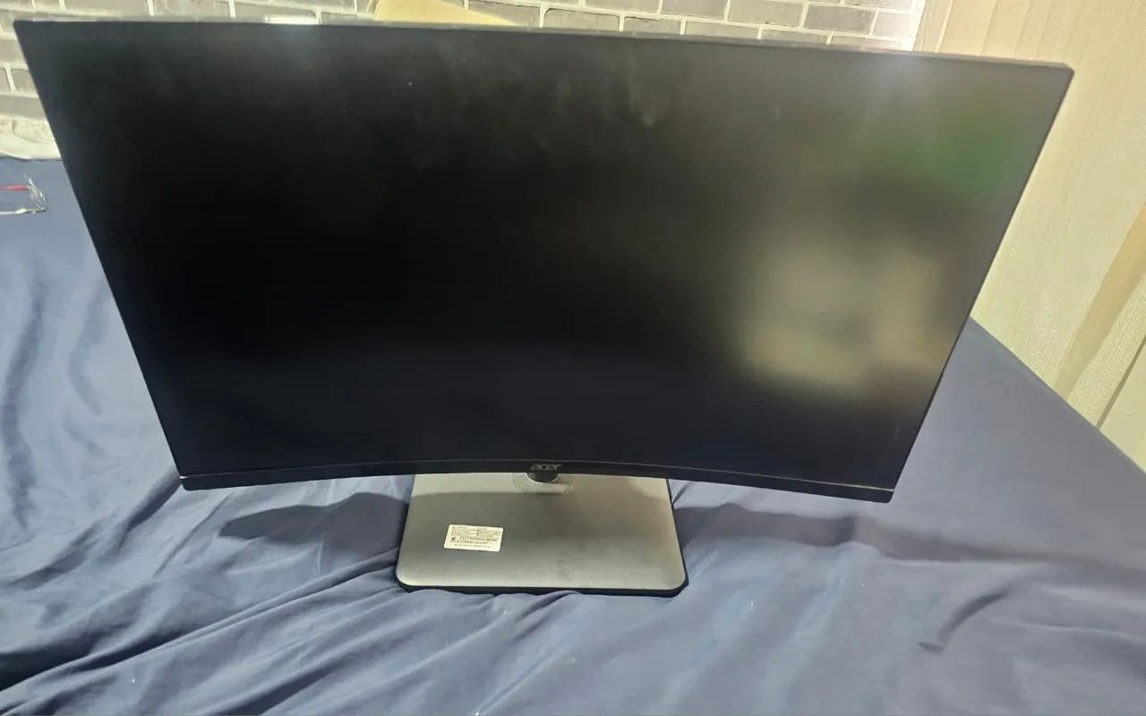 Monitor Acer curvo 27 polegadas (com defeito) , para retirada de peças  - Foto 2
