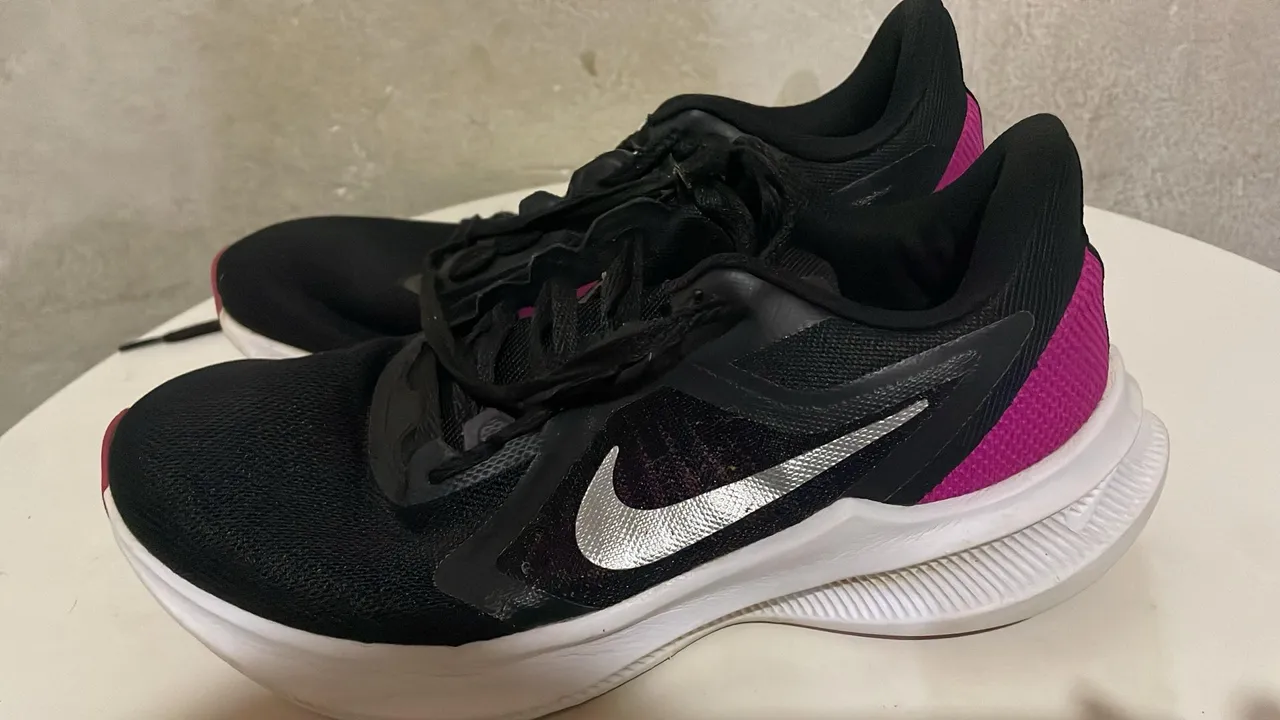 Tênis Nike Original - Preto e Rosa-37