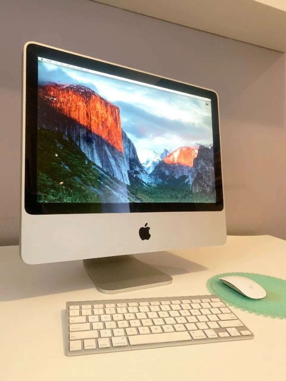 iMac Core2Duo 2GHz 20インチ Mid2007 iMac 20インチ (Mid 2007