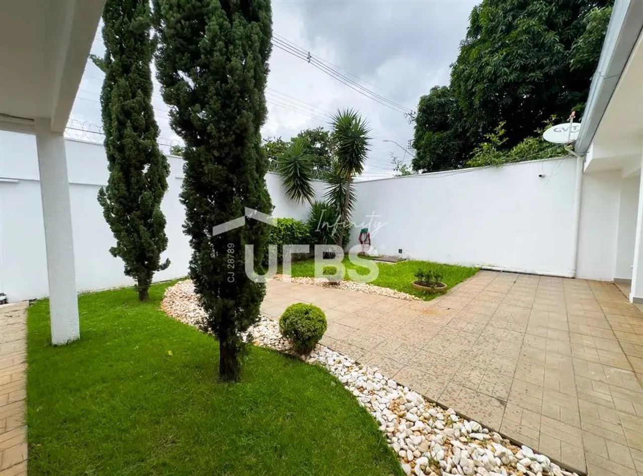 Casa Térrea com Jacuzzi 266,50m2 4 quartos no Setor Jardim América