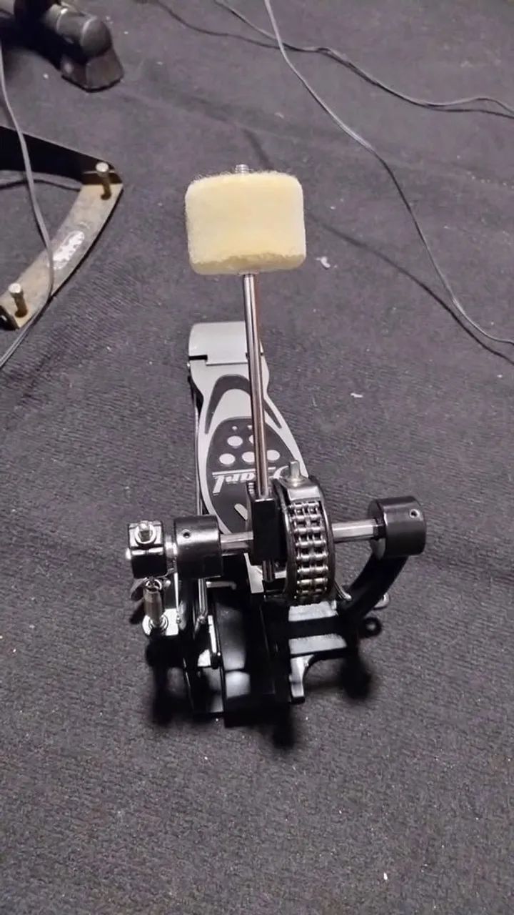Pedal de Bumbo Pearl p50