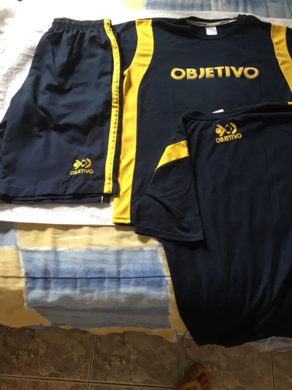 Uniforme Objetivo Conjunto Com 3 Peças. - Foto 2