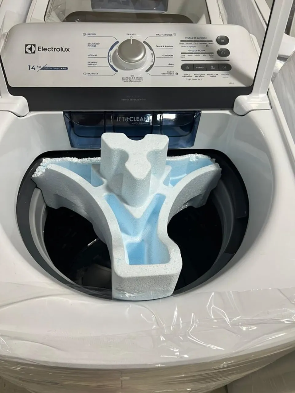 Máquina de Lavar Roupa Electrolux 14kg - Essential Care
