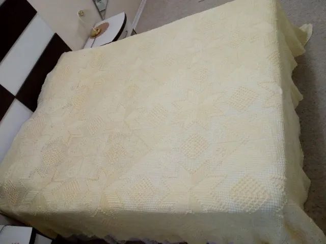 Colcha cor champagne crochê feita a mão artesanalmente  - Foto 2