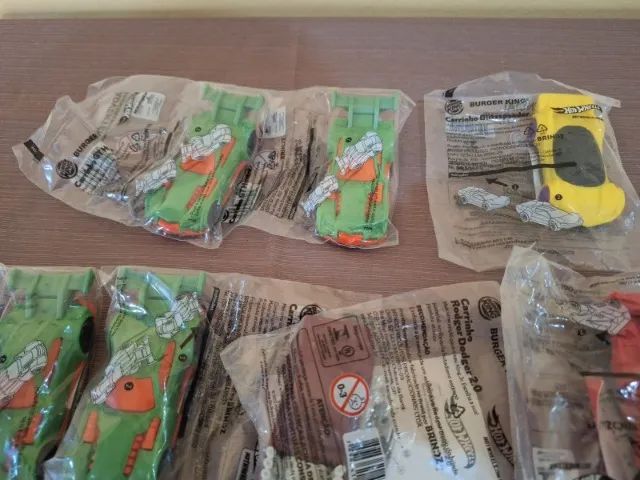 10 Carrinhos lacrados hotwheels burguer king - Foto 3