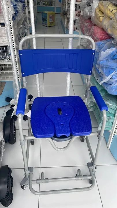 Cadeira de higiene  - Foto 2