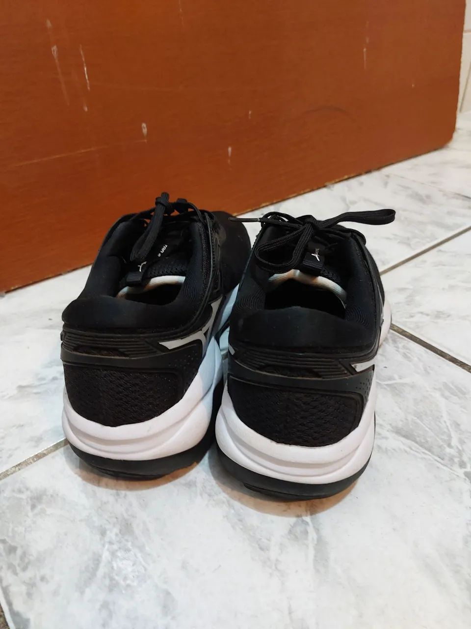 Tênis Mizuno Preto - Foto 2