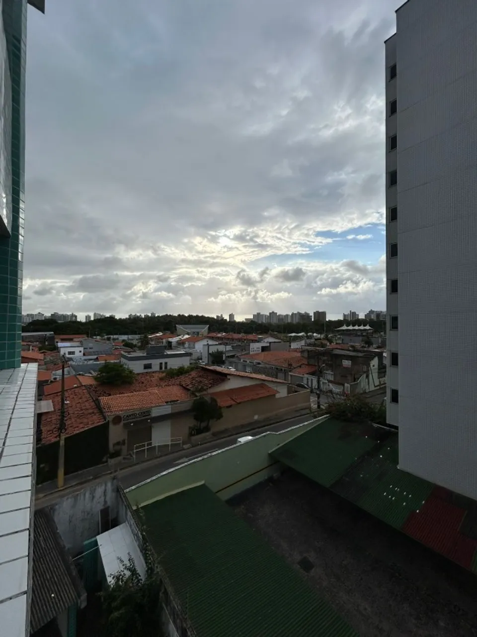Venda - Apartamento reformado no Renascença - Vista para a lagoa, 1 quarto